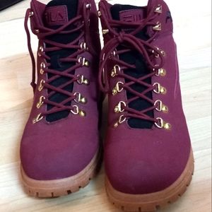 Fila maroon boots